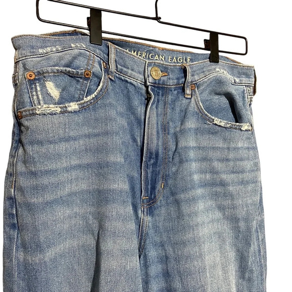 American Eagle‎ Distressed Baggy Jean Size 12 - Picture 4 of 8